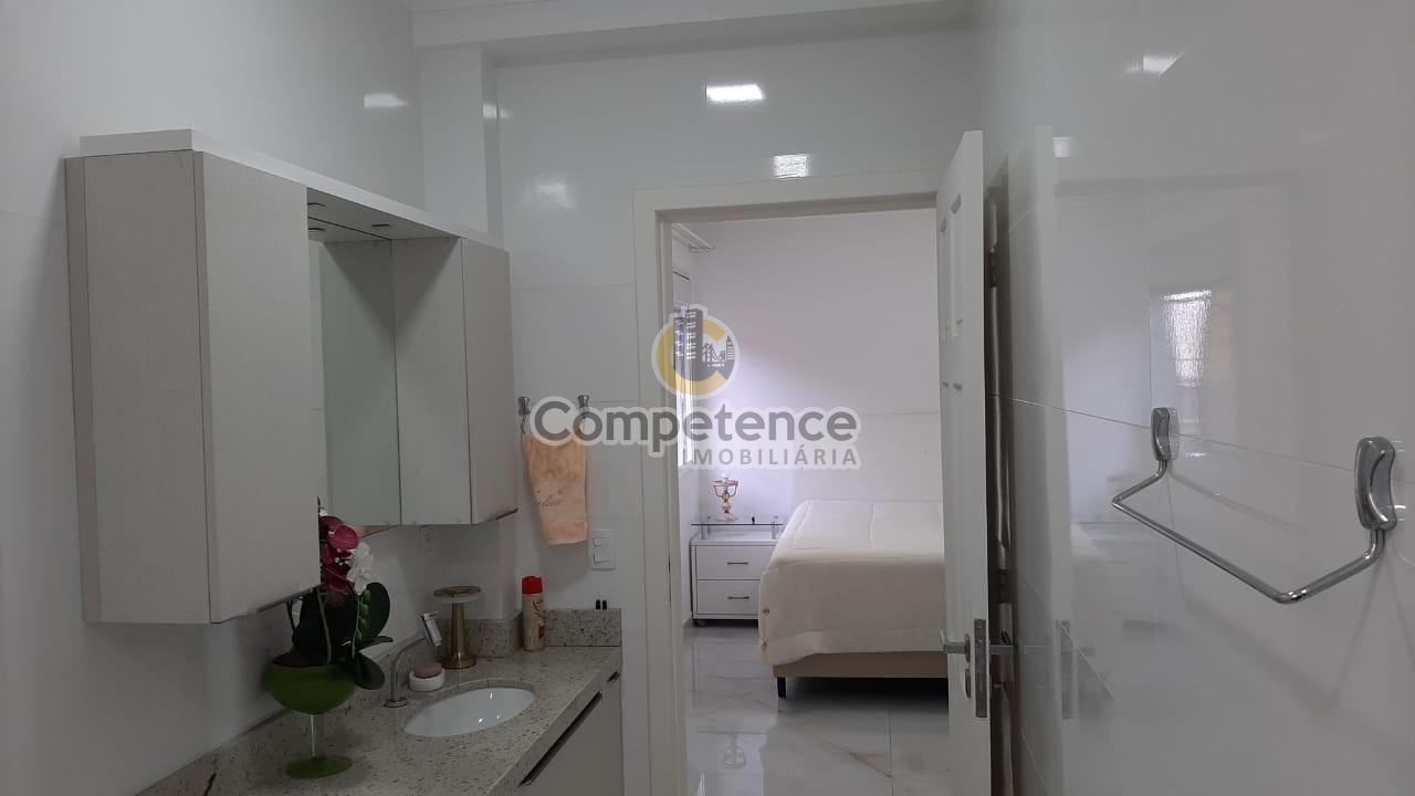 Casa, 3 quartos, 257 m² - Foto 19